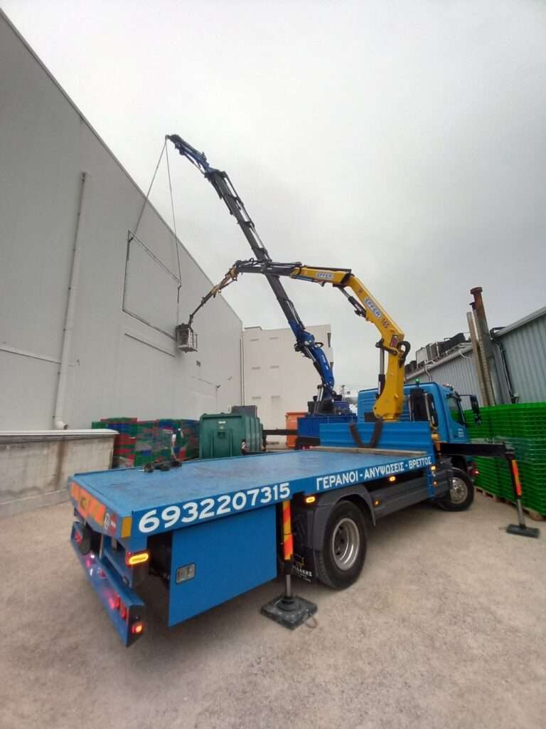 Γερανός με καλάθι για τεχνικές εργασίες σε βιομηχανικά κτίρια και αποθήκες - Βρεττός Γερανοί